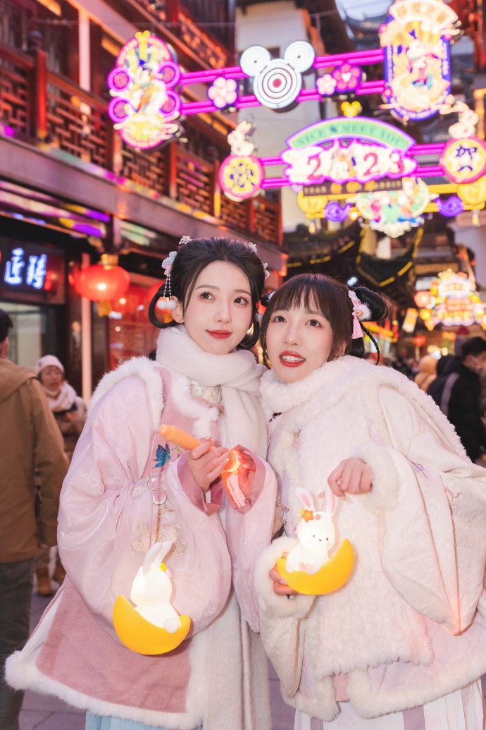 SEO云优化手机:助力企业移动端营销新篇章