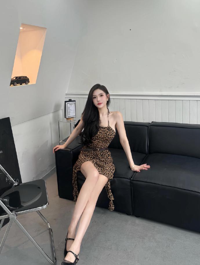 《同学的妈妈》中字歌词官方版_《同学的妈妈》中字歌词ios版v.14.73.03_新浪微博