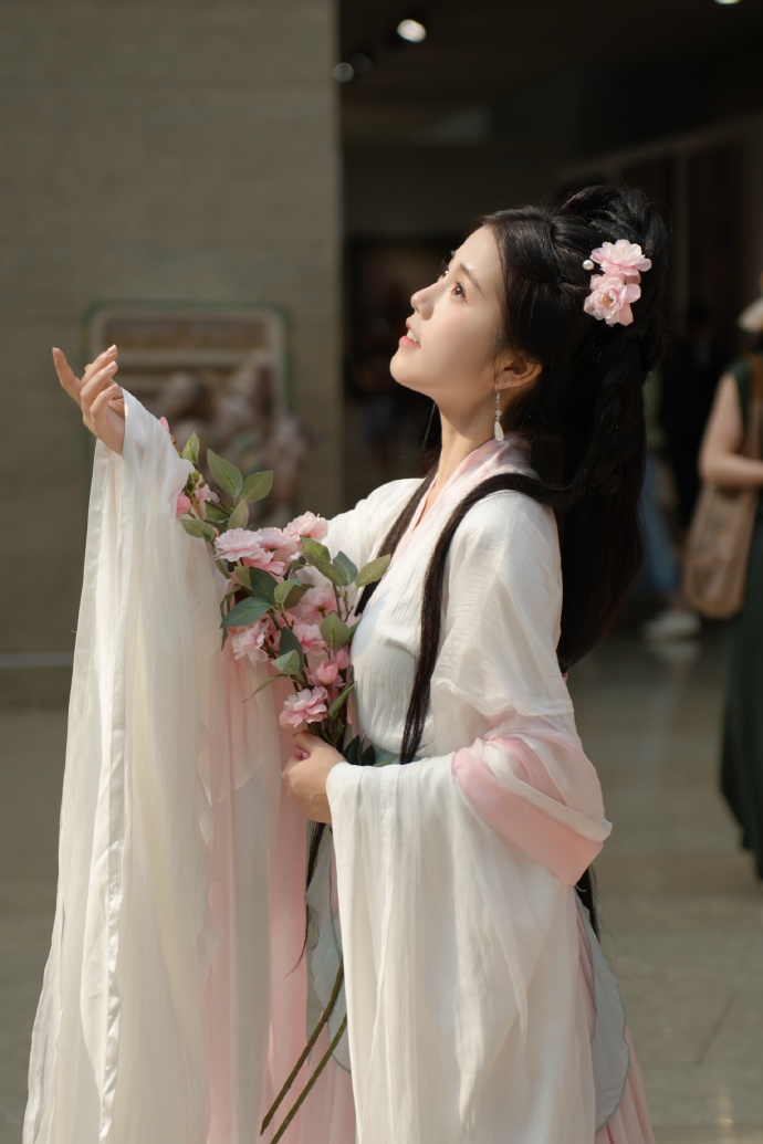 砰砰砰真人观看完整版高清