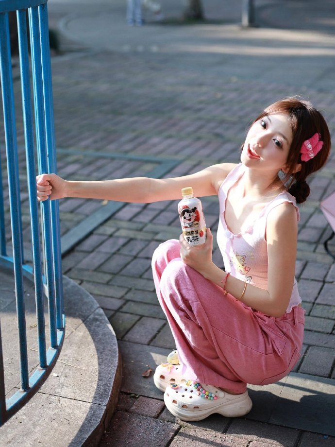 小旋风蜘蛛池效果图大全高清图片