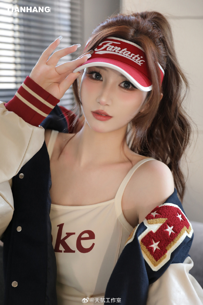 小旋风蜘蛛池效果图大全集视频播放