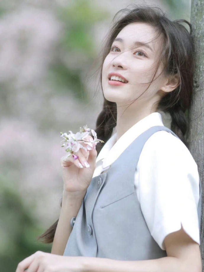 打造专业电子游戏网站：助力游戏产业新飞跃