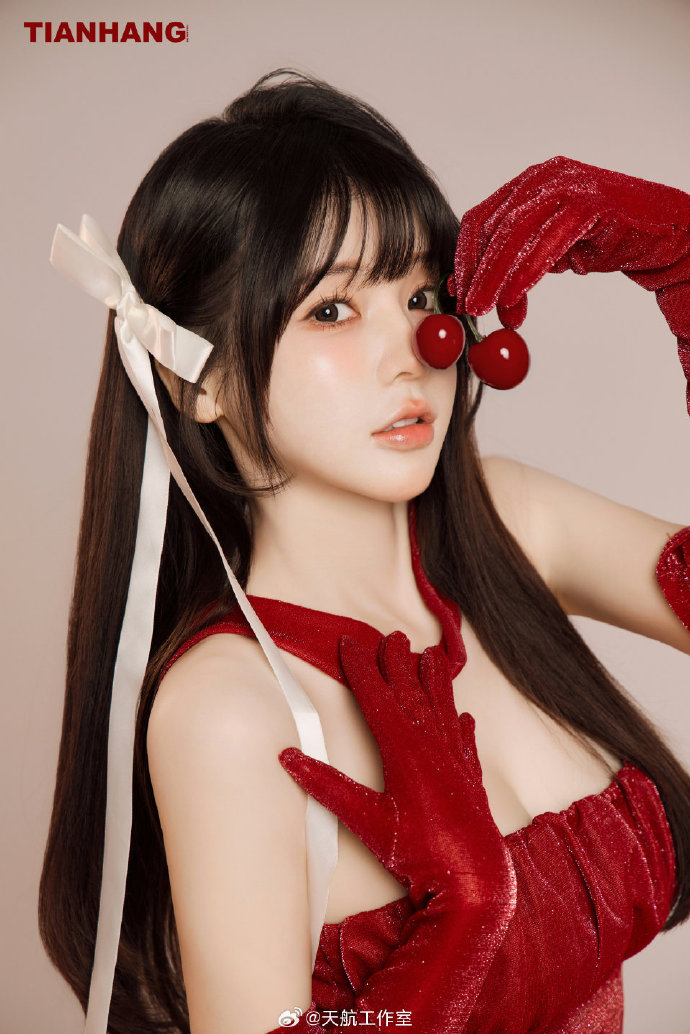 漏斗蜘蛛池黄蜂大战